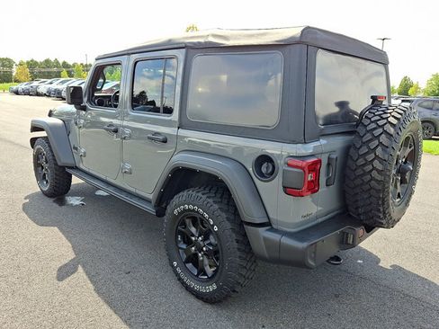 Used 2021 Jeep Wrangler 4WD Unlimited Willys image 5