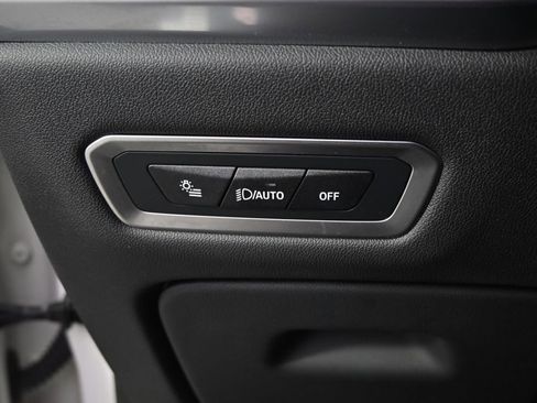 Used 2024 BMW X7 M60i image 27