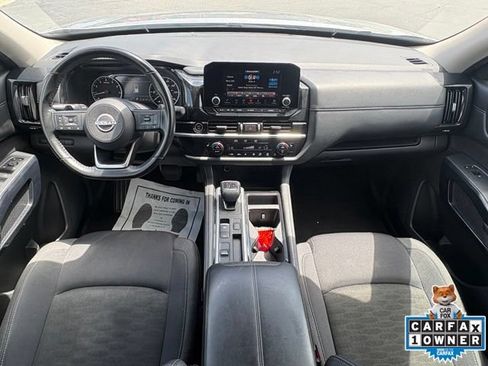 Used 2024 Nissan Pathfinder SV FWD image 20