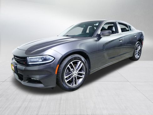 Used 2019 Dodge Charger SXT w/ Plus Group image 3