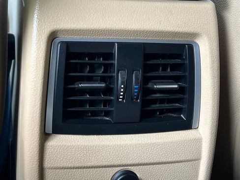 Used 2017 BMW 330e RWD image 15