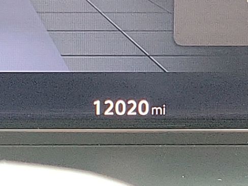 Used 2024 Volkswagen Atlas SE image 25