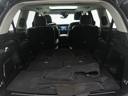 Used 2022 Jeep Grand Cherokee L Limited w/ Trailer Tow Group (B) image 9