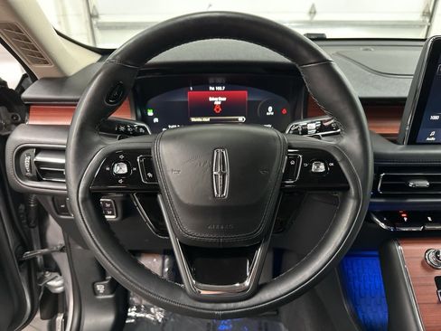 Used 2023 Lincoln Aviator Reserve w/ Equipment Group 201A image 15