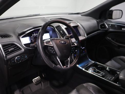 Used 2020 Ford Edge ST w/ Equipment Group 401A image 14