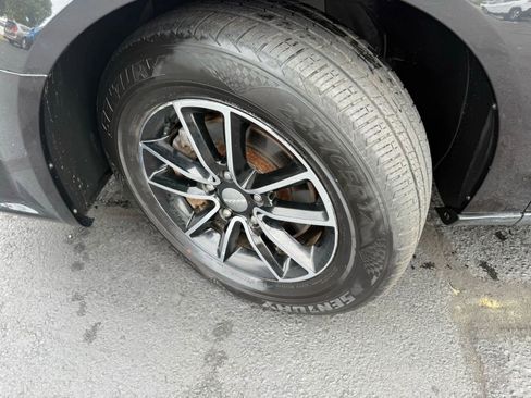 Used 2014 Dodge Grand Caravan SXT image 43