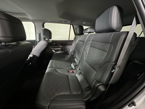 Used 2024 Toyota Sequoia SR5 w/ SR5 Premium Package AWD/4WD image 24