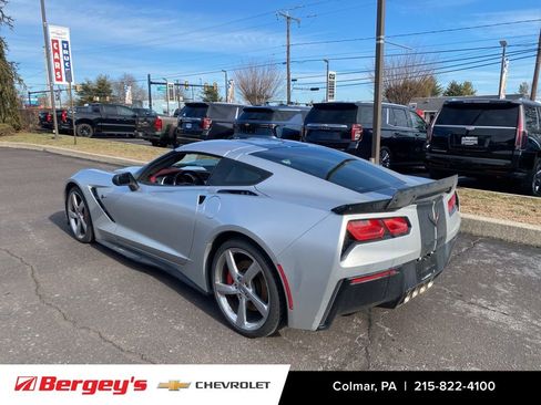 Used 2018 Chevrolet Corvette Stingray Coupe image 5