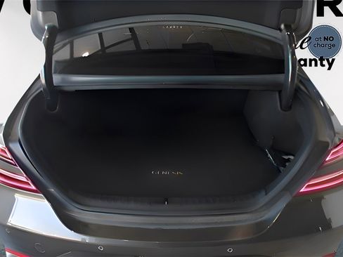 Used 2023 Genesis G70 2.0T w/ Sport Prestige Package image 28