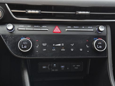Certified 2024 Hyundai Sonata SEL FWD image 14