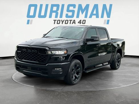 Used 2025 RAM 1500 Big Horn AWD/4WD image 3