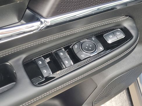 New 2026 Lincoln Corsair Reserve w/ Jet Appearance Package image 10