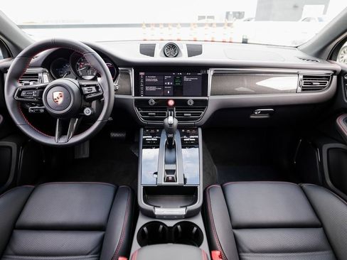 New 2026 Porsche Macan GTS AWD/4WD image 24
