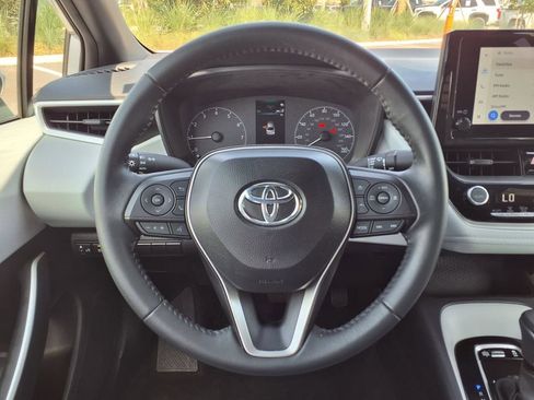Used 2025 Toyota Corolla SE FWD image 28