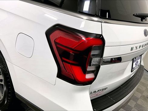 Used 2023 Ford Expedition Max Limited image 30