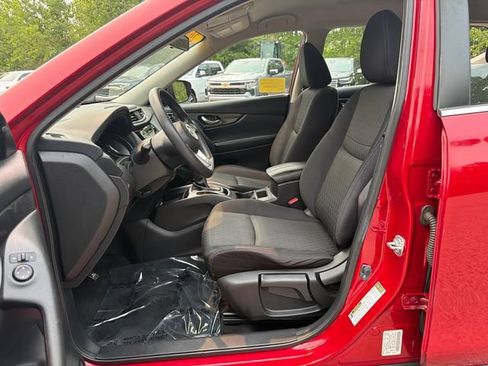 Used 2017 Nissan Rogue S AWD/4WD image 23