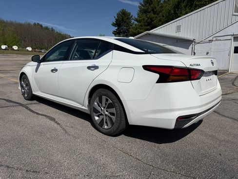 Used 2020 Nissan Altima 2.5 S FWD image 4