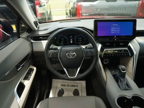 Used 2023 Toyota Venza Limited AWD/4WD image 22