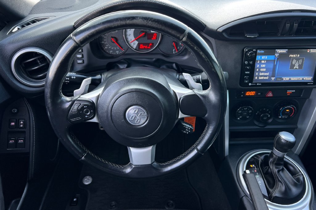 Certified 2017 Toyota 86 RWD image 16