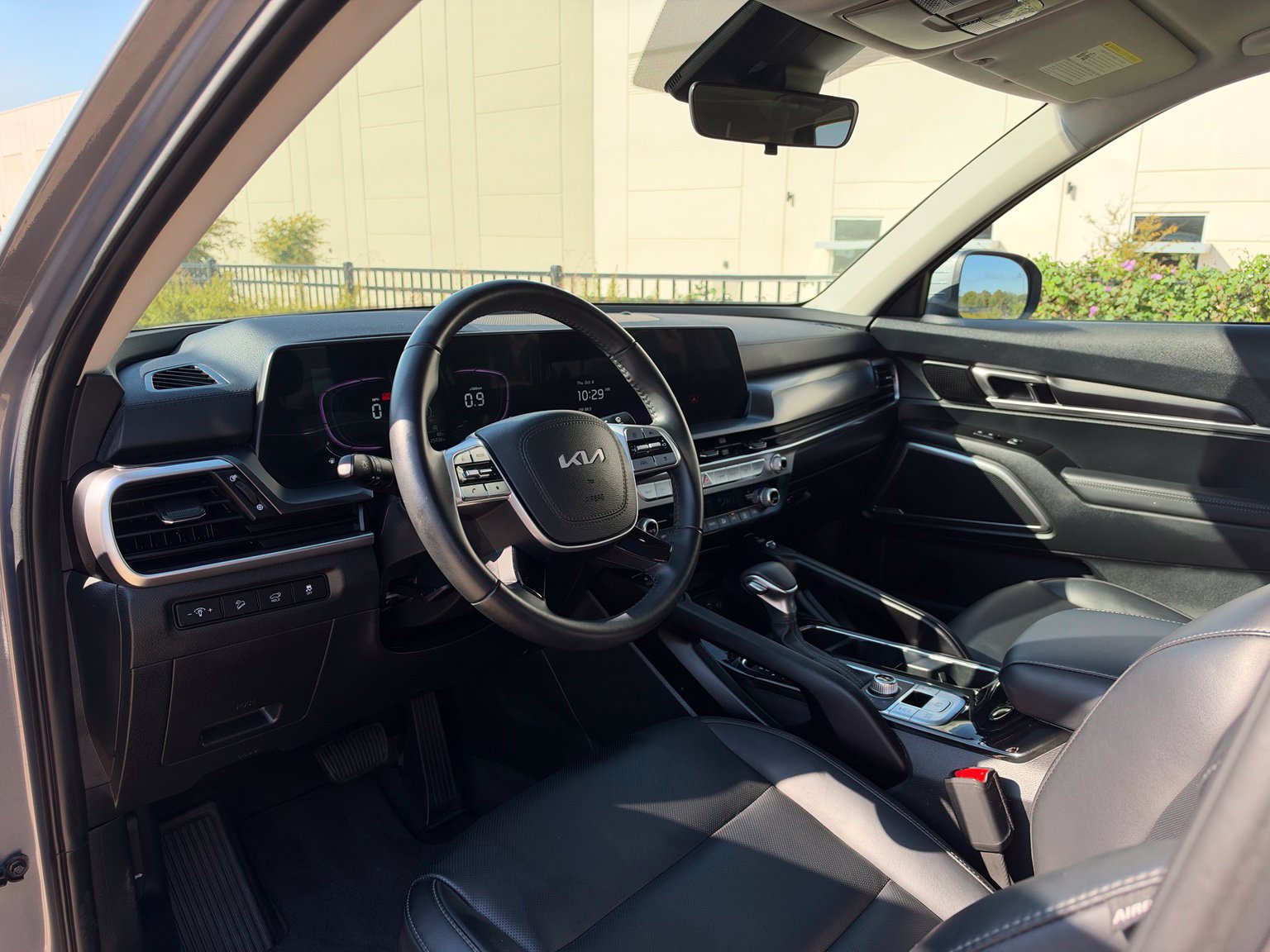 Used 2025 Kia Telluride S AWD/4WD image 10