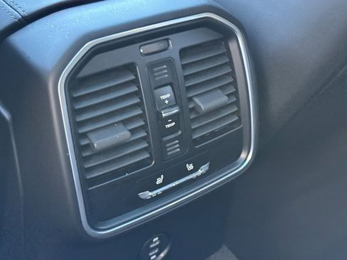 Certified 2023 Porsche Macan GTS image 15