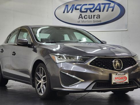 Used 2019 Acura ILX w/ Premium Package image 2