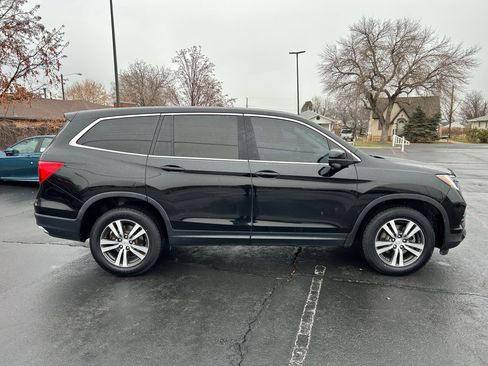 Used 2017 Honda Pilot EX image 6
