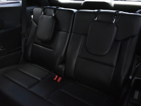 Used 2020 Ford Explorer ST AWD/4WD image 19