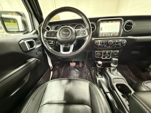 Used 2023 Jeep Wrangler Sahara w/ Cold Weather Group AWD/4WD image 41