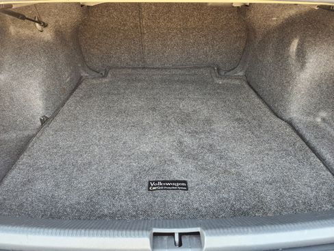 Used 2013 Volkswagen Passat 2.5 S image 31