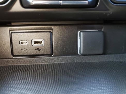 Used 2022 Chevrolet Tahoe LT w/ Luxury Package image 30