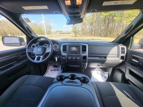 Used 2024 RAM 1500 Classic Warlock image 14
