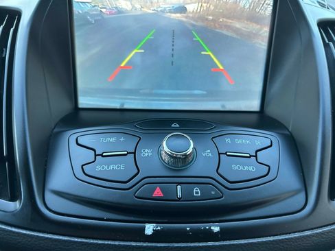 Used 2016 Ford Escape SE w/ Equipment Group 201A image 27