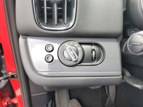 Used 2019 MINI Cooper Countryman image 18