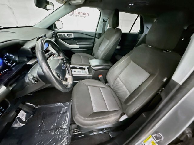 Used 2024 Ford Explorer XLT RWD image 21