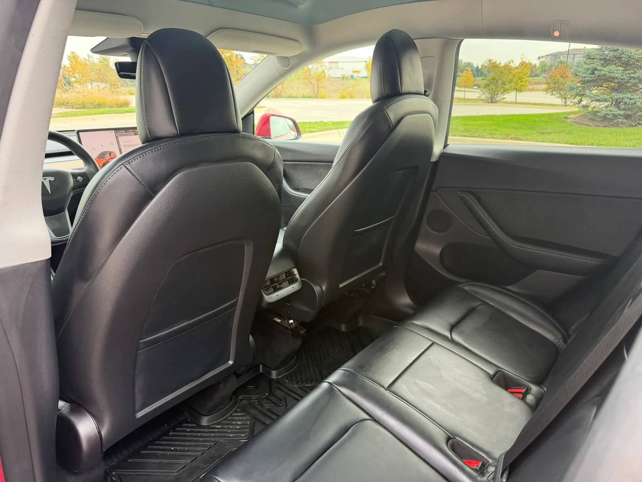 Used 2022 Tesla Model Y Performance AWD/4WD image 14