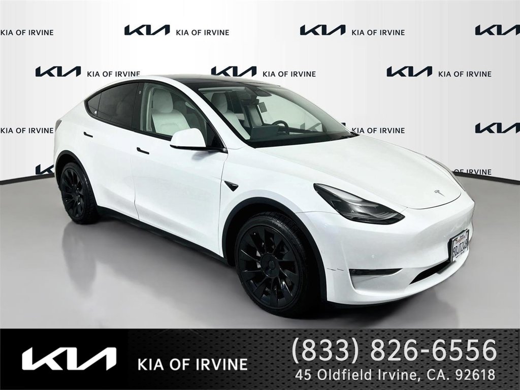 Used 2022 Tesla Model Y Long Range AWD/4WD image 1