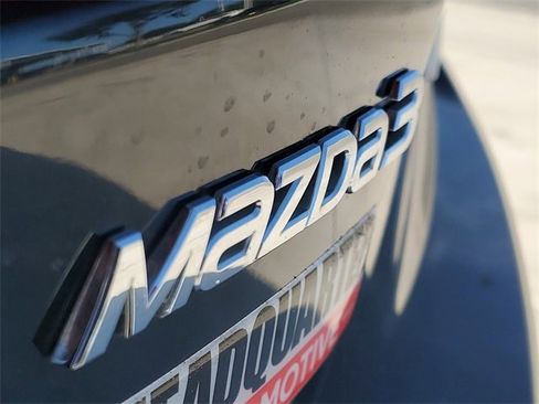 Used 2018 MAZDA MAZDA3 Grand Touring image 7