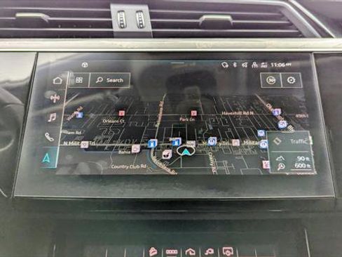 Used 2021 Audi e-tron Premium w/ Convenience Plus Package image 30