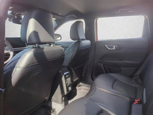 New 2026 Jeep Compass Latitude AWD/4WD image 17