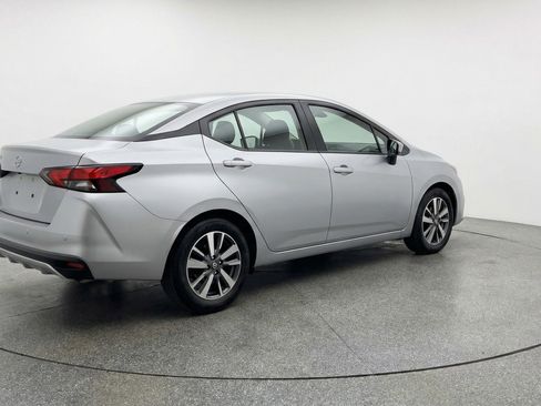 Used 2025 Nissan Versa SV image 7