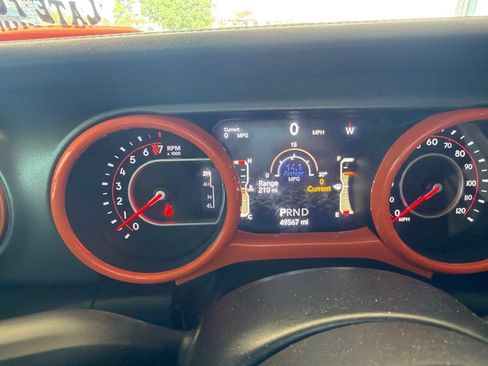 Used 2022 Jeep Gladiator Mojave w/ Cold Weather Group AWD/4WD image 10