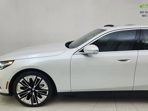 Used 2026 BMW 540i xDrive AWD/4WD image 4