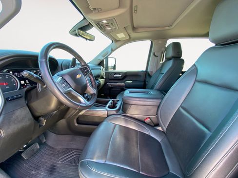 Used 2022 Chevrolet Silverado 2500 LTZ w/ LTZ Premium Package image 23