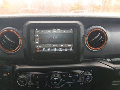 Used 2021 Jeep Gladiator Mojave image 18