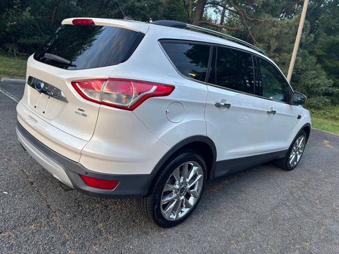 Used 2016 Ford Escape SE w/ SE Chrome Package AWD/4WD image 5