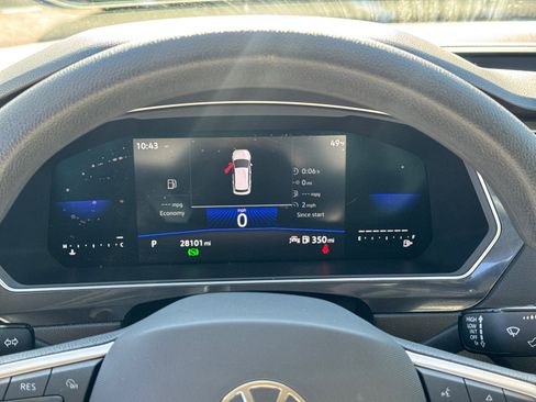 Used 2022 Volkswagen Tiguan S image 27