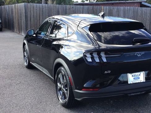 Certified 2022 Ford Mustang Mach-E Select w/ Comfort/Technology Package image 7