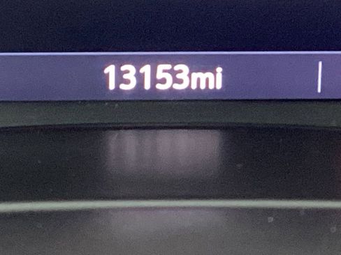 Used 2025 Chevrolet Blazer LT image 4