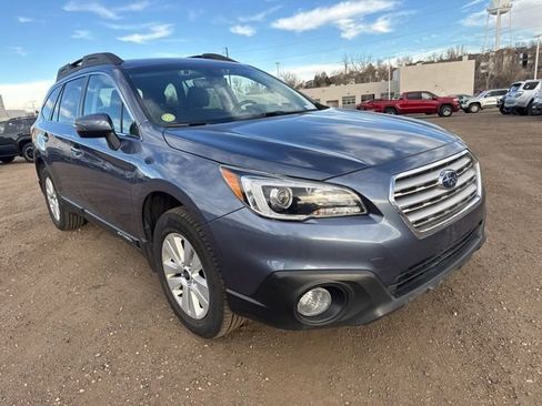 Used 2017 Subaru Outback 2.5i Premium image 9